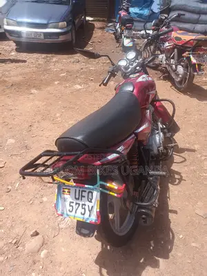 Bajaj CT 110X 2023 Red