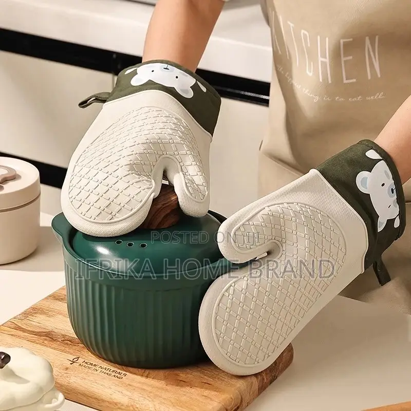 Silicone Heat Insulation Gloves Thickened Oven Gloves