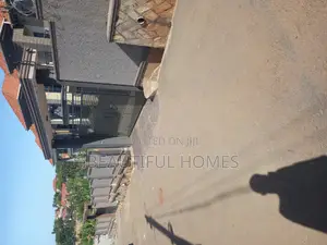 Furnished 6bdrm Mansion in Kisaas, Nakawa for sale