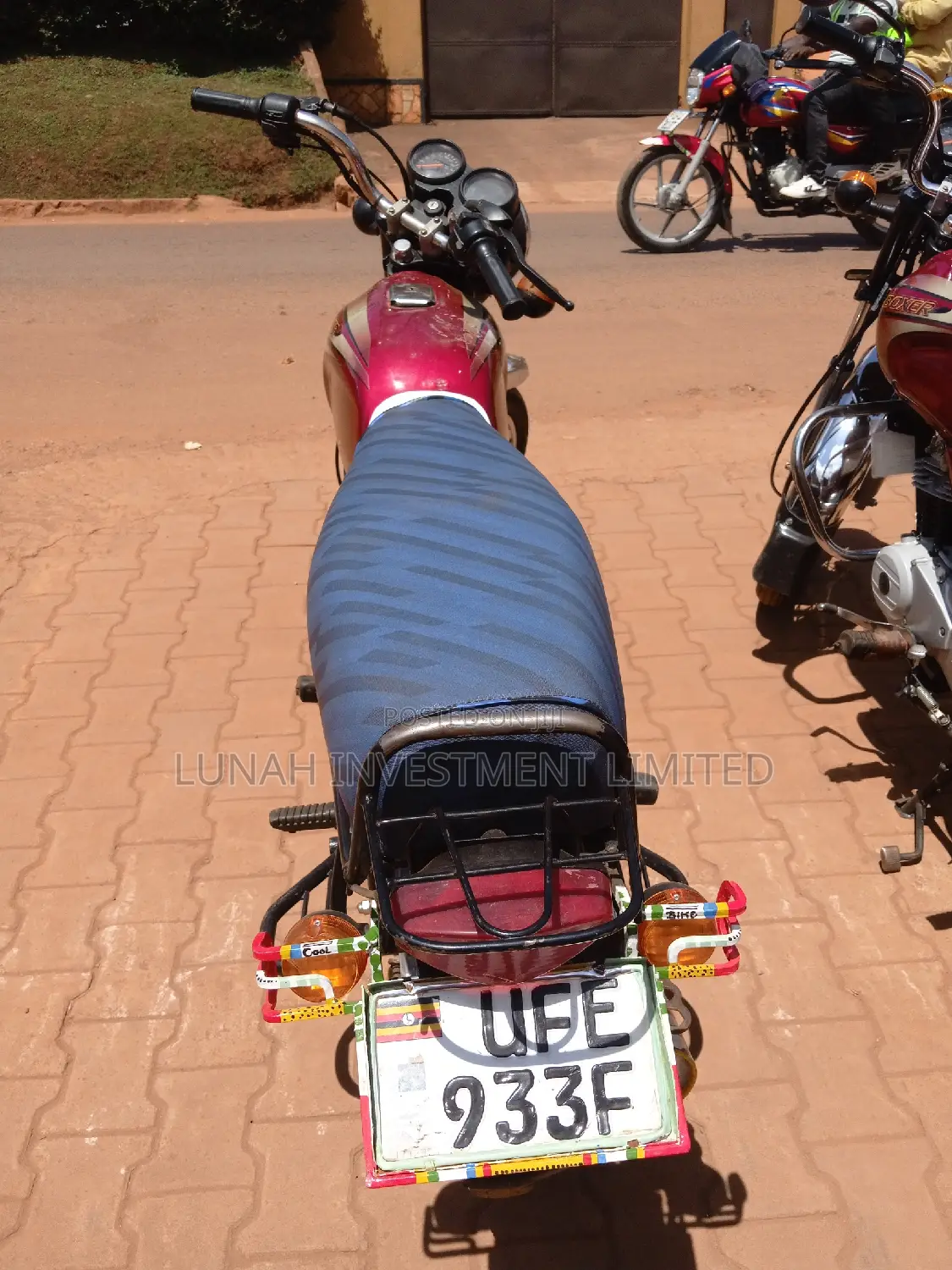 Bajaj Boxer 2023 Red