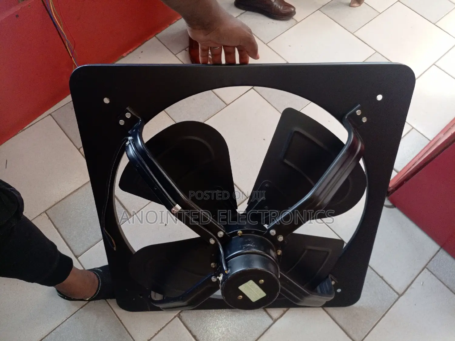 Estia Extractor Fans 24"