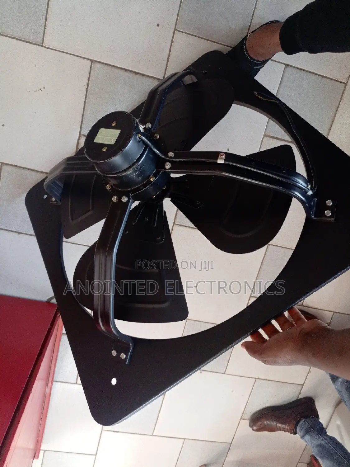 Estia Extractor Fans 24"