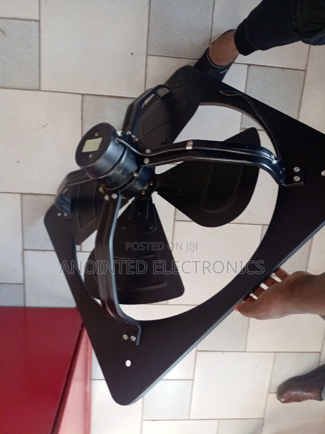 24" Estia Wall Fans