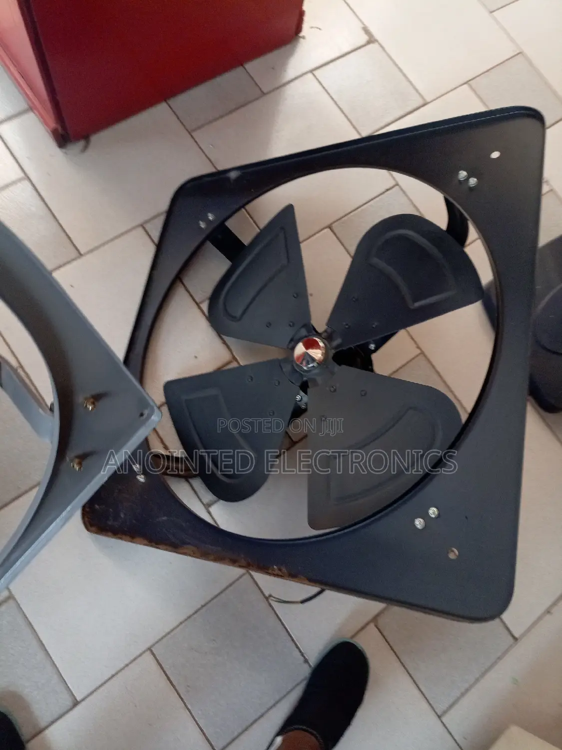 24" Estia Wall Fans