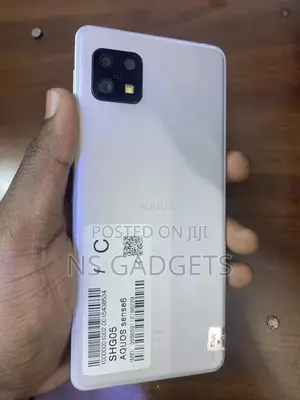 Sharp Aquos Sense6 64 GB Silver