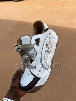 Champions Sneakers