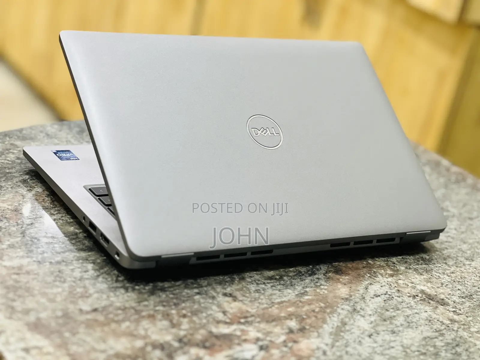 New Laptop Dell Precision 3541 32GB Intel Core I7 SSHD (Hybrid) 512GB