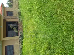 Furnished 4bdrm House in Kira for sale