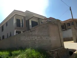 Furnished 5bdrm Duplex in Kira Mamerito Road for sale