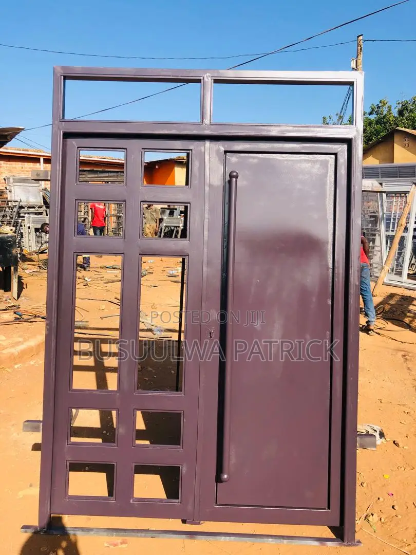 Double Opening Front Door (01)