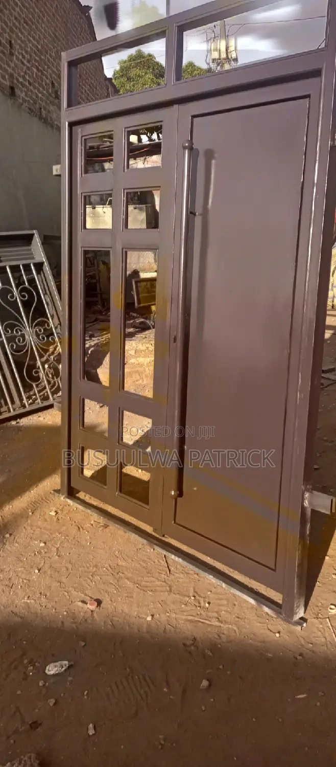 Double Opening Front Door (01)