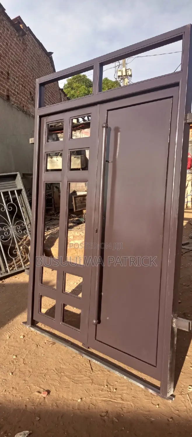 Double Opening Front Door (01)