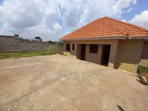 Furnished 4bdrm House in Kira for sale