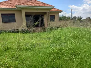 Furnished 4bdrm House in Kira for sale