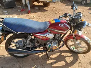 TVS HLX 125 2021 Red