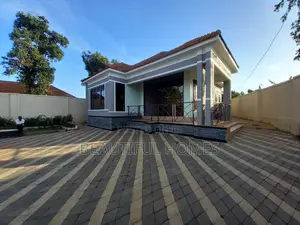 Furnished 4bdrm House in Kisaasi, Nakawa for sale