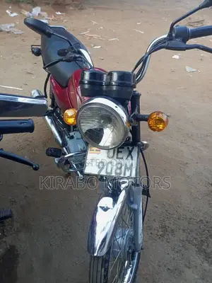 Bajaj Boxer 100 2022 Red