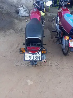 Bajaj Boxer 100 2022 Red