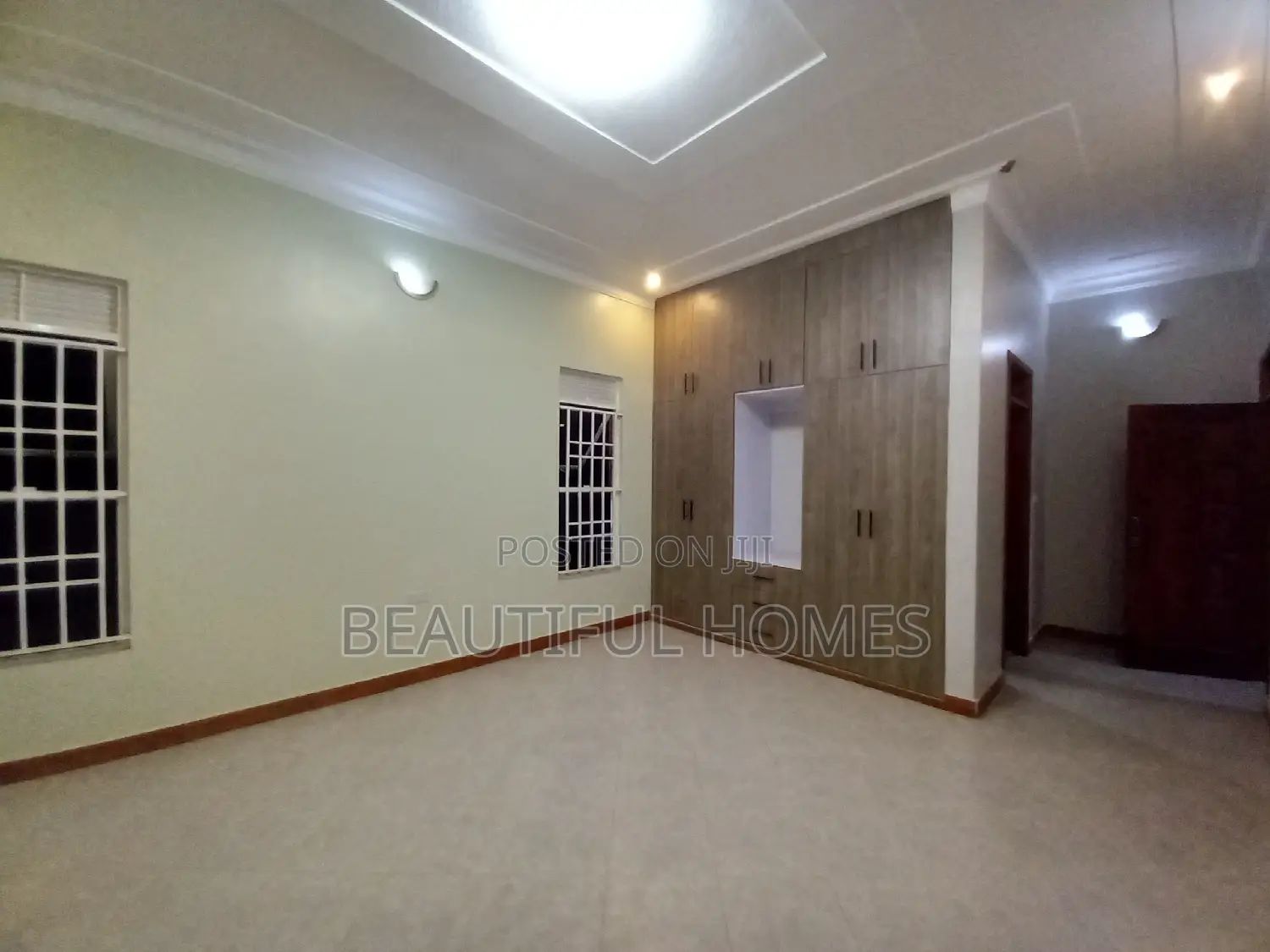 Furnished 4bdrm House in Kira for sale
