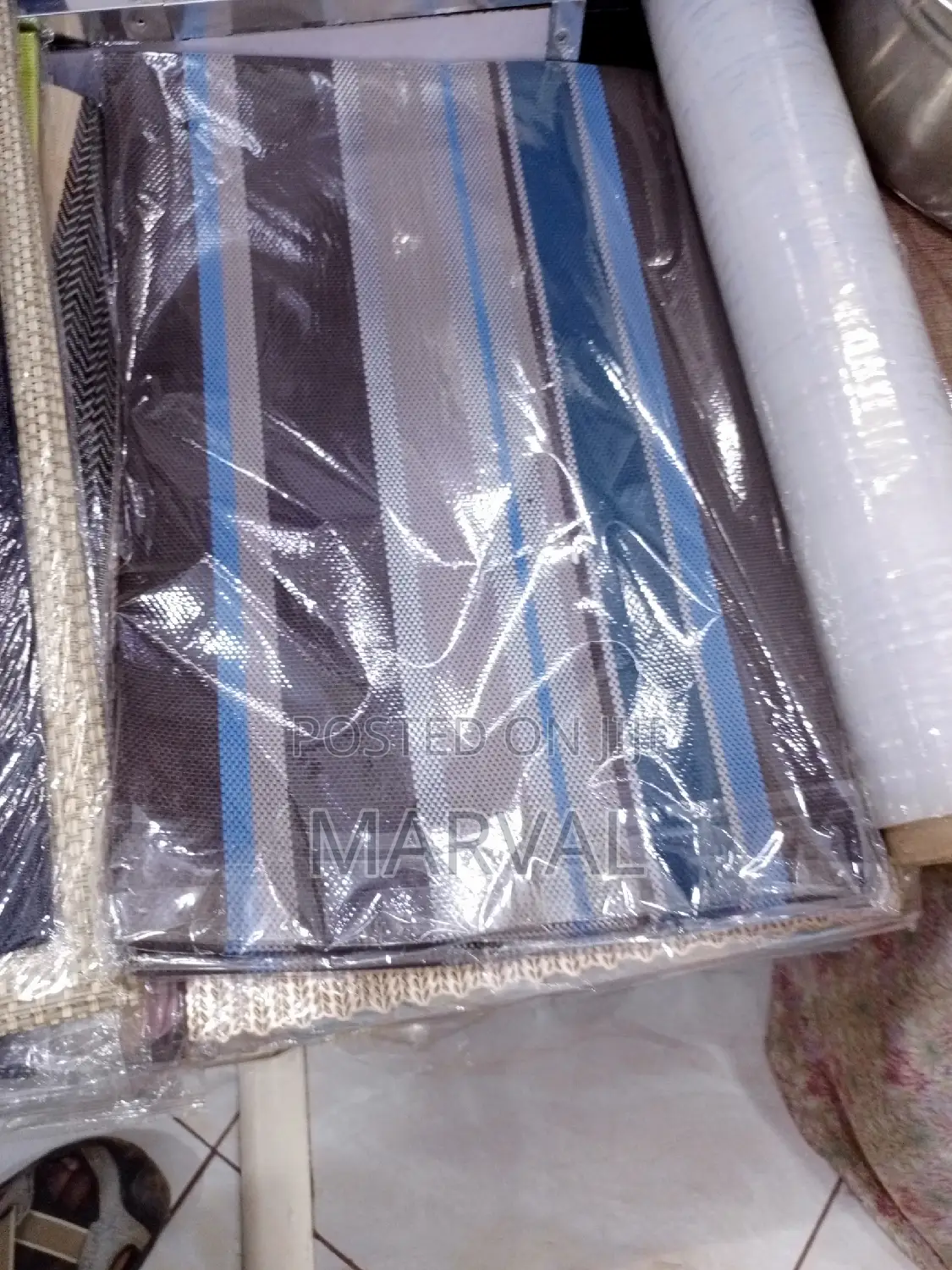 Set of 6 Dining Table Mats With Runner