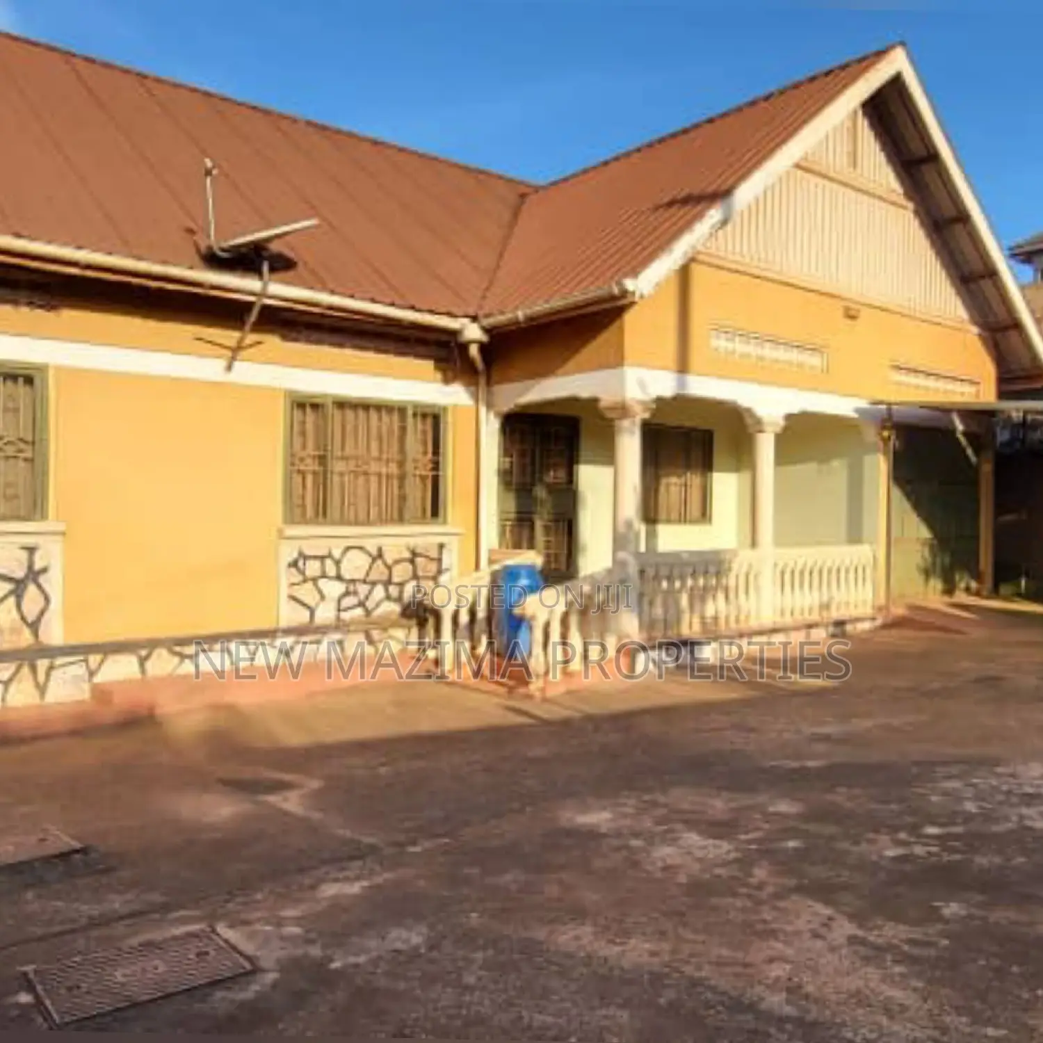 3bdrm Bungalow in Namasuba Ndejje, Division A for sale