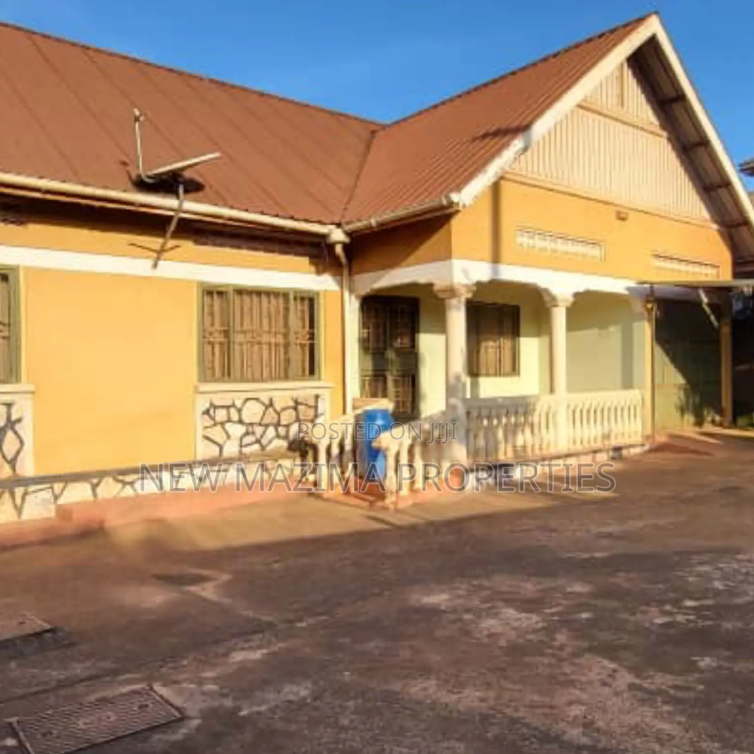 3bdrm Bungalow in Namasuba Ndejje, Division A for sale