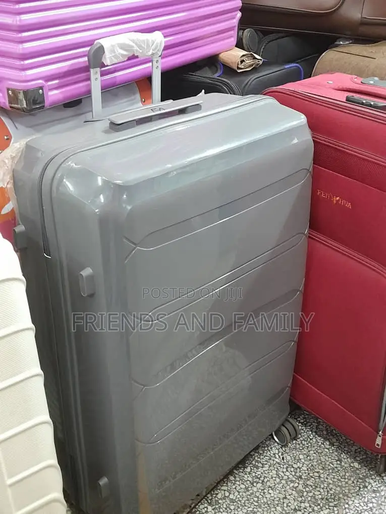 Fantastic Suit Case Medium