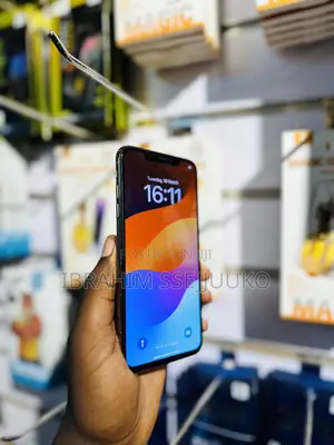 Apple iPhone XS Max 64 GB Gold