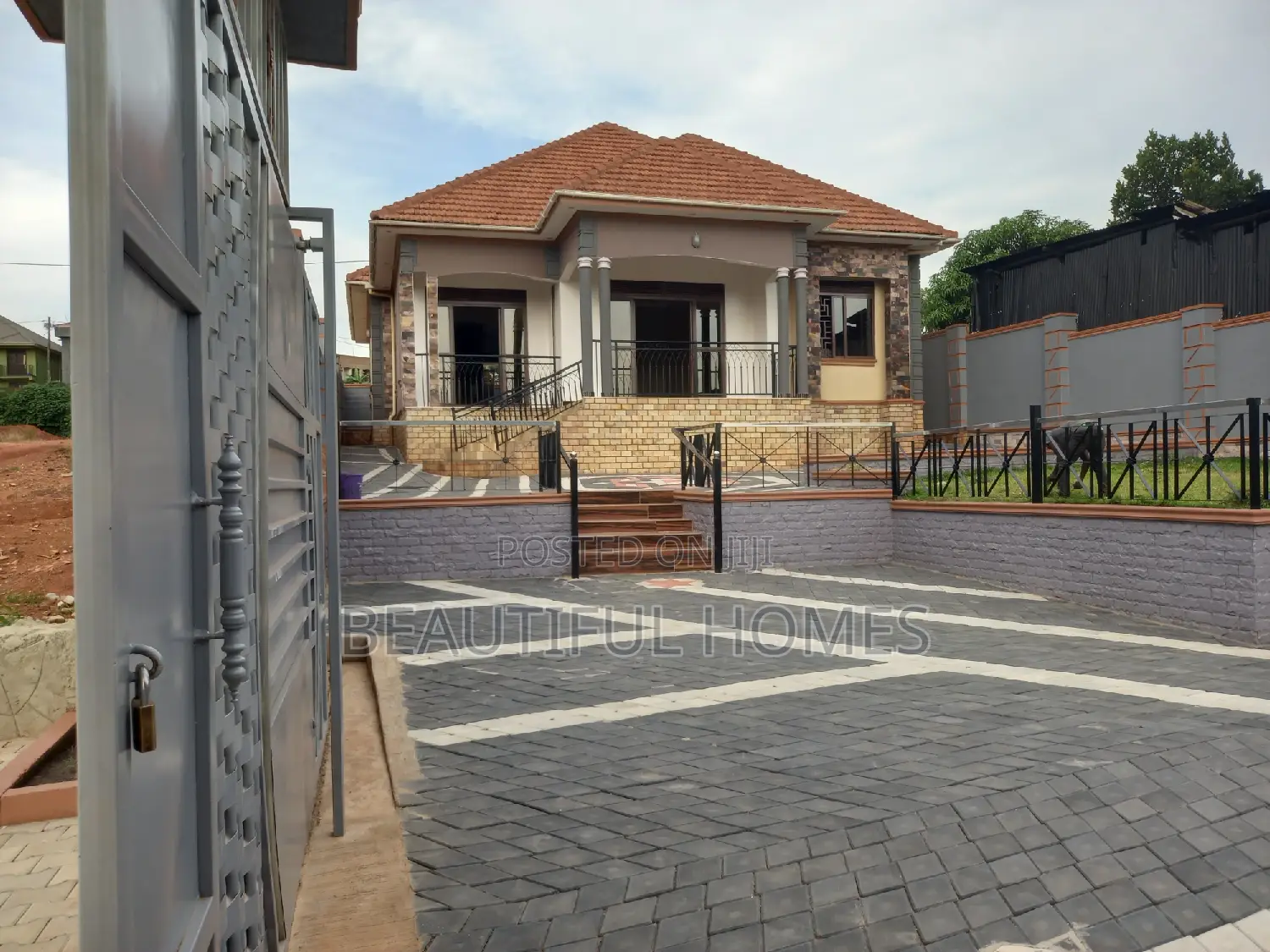 Furnished 4bdrm Bungalow in Najjera, Kira for sale