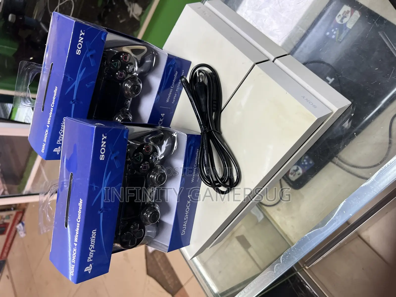 Chipped Ps4 Sony