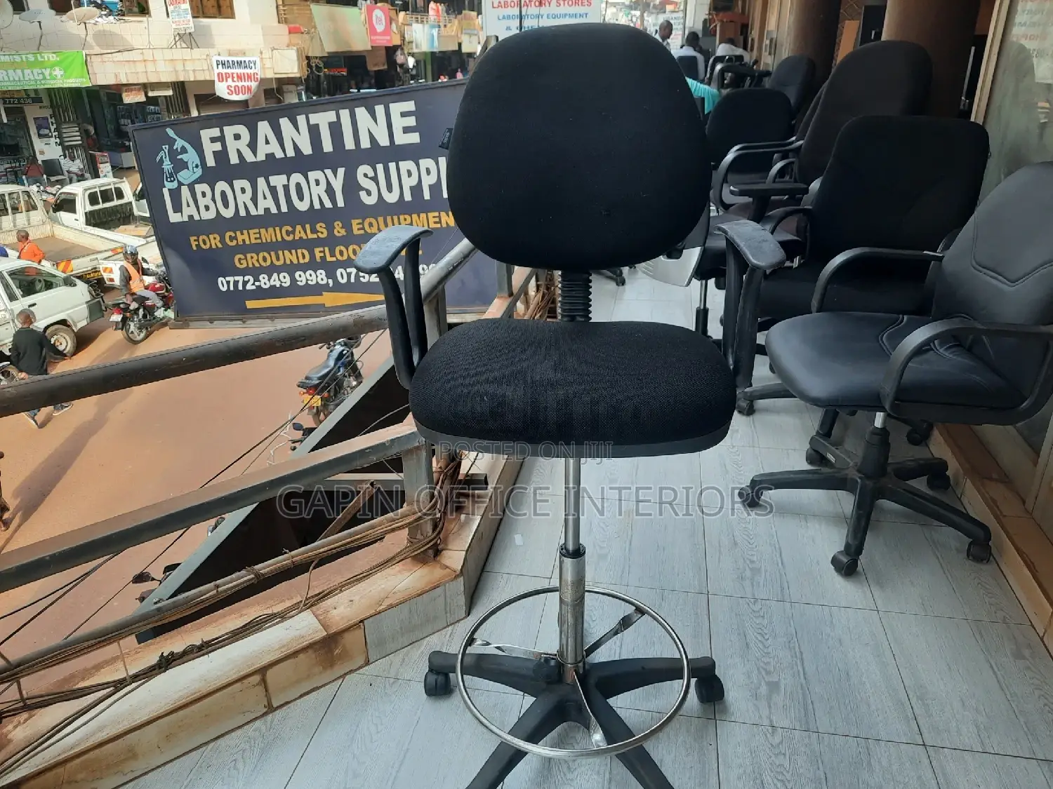Second Hand Office Counter Chair, Adjustable