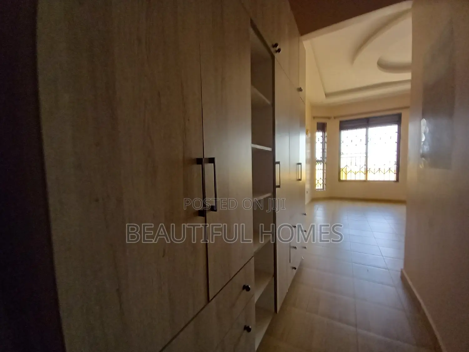 Furnished 3bdrm House in Nakwero, Kira for sale