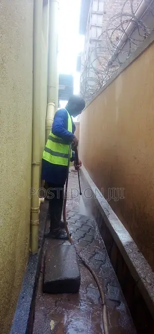 Compound Cleaning