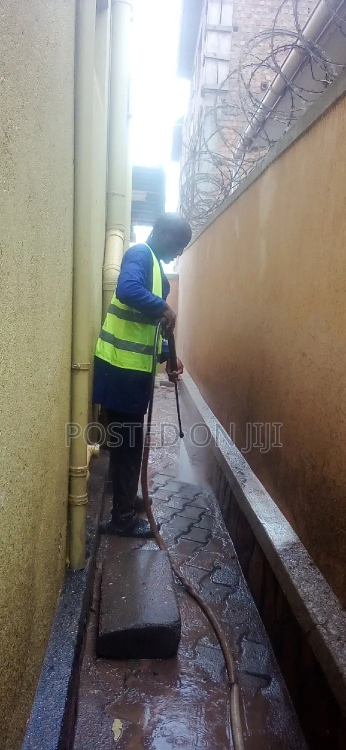 Compound Cleaning