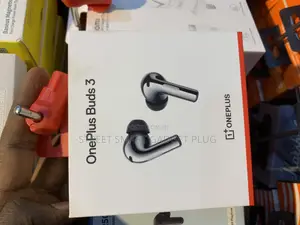 One Plus Buds 3 Pods