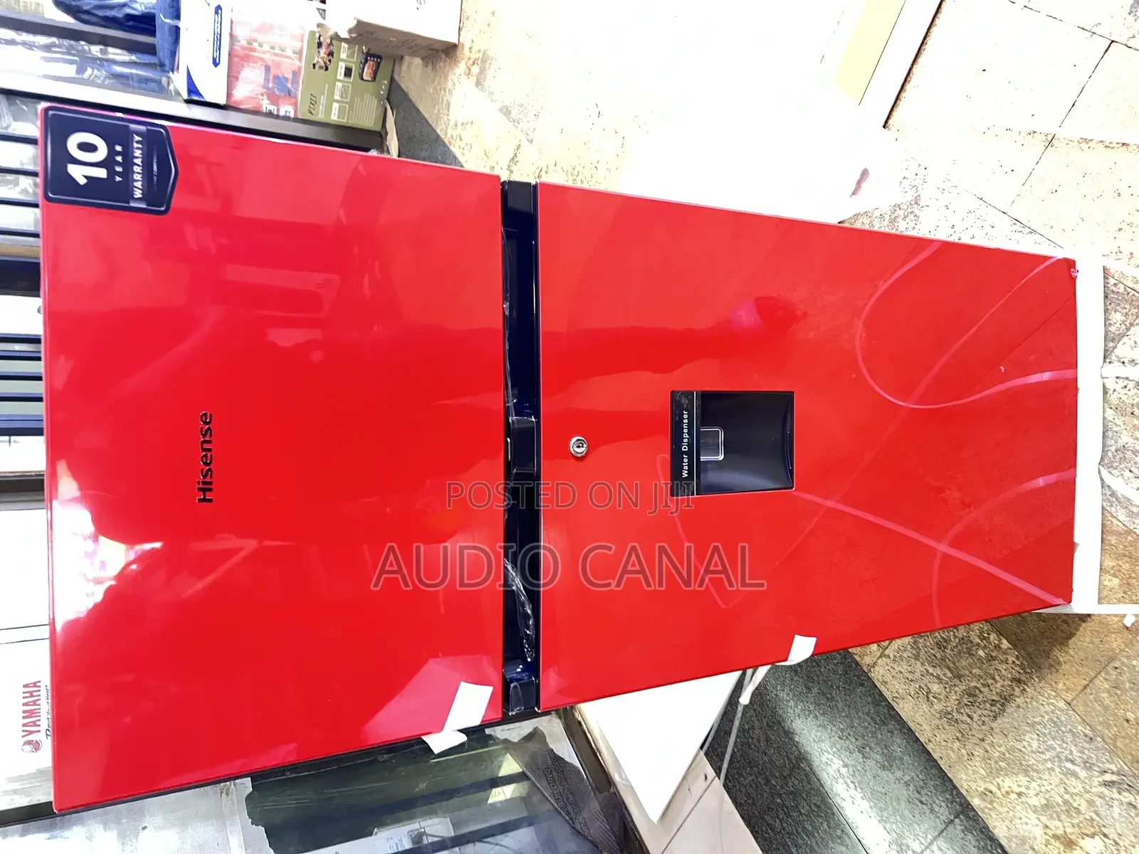 Hisense 270ltrs With Water Dispenser