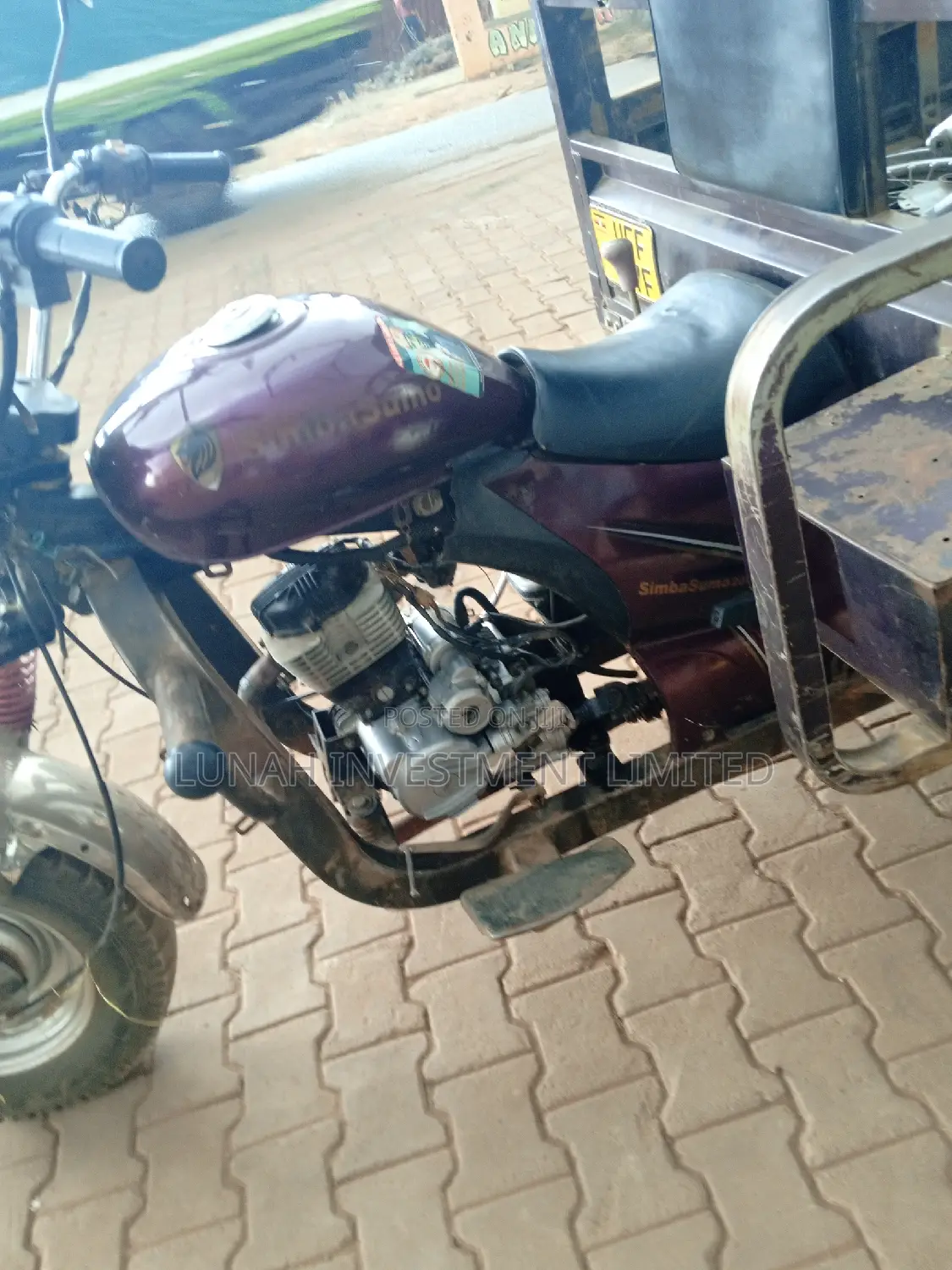 Tricycle 2022 Red