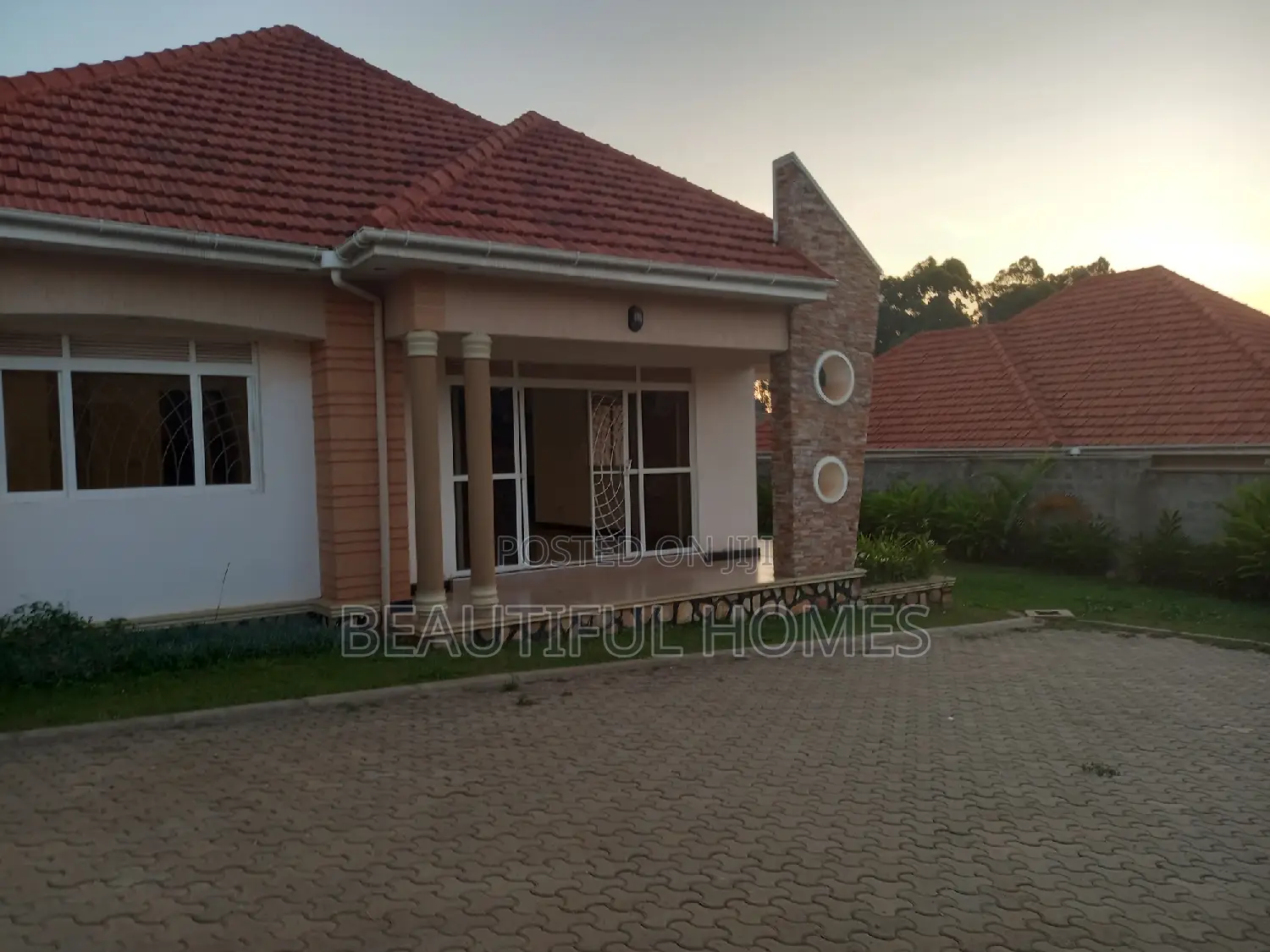 Furnished 4bdrm House in Najjera, Kira for sale