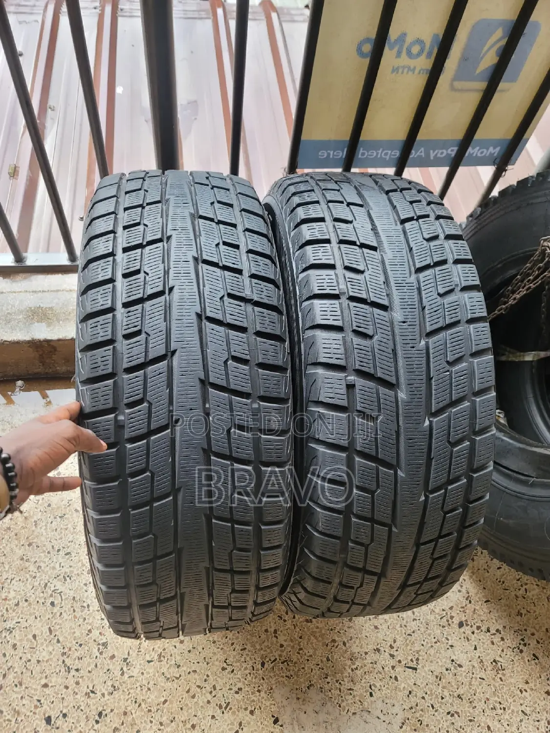 265/65r17 YOKOHAMA for Land Cruiser.