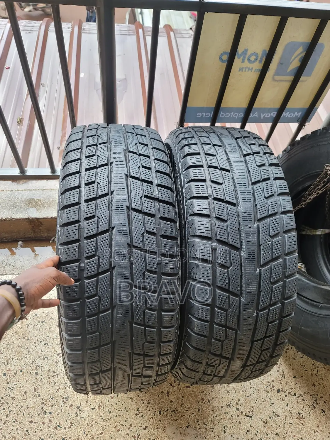 265/65r17 YOKOHAMA for Land Cruiser.