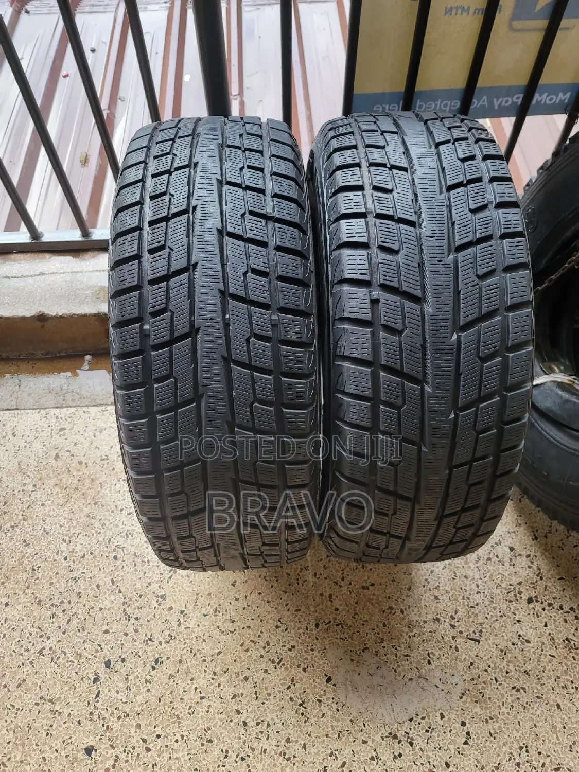 265/65r17 YOKOHAMA for Land Cruiser.