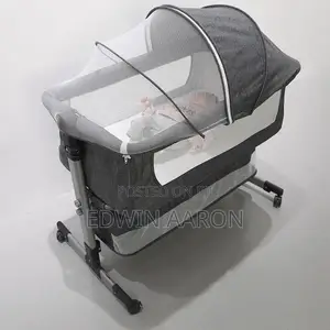 Modern Adjustable Height Baby Crib With Net