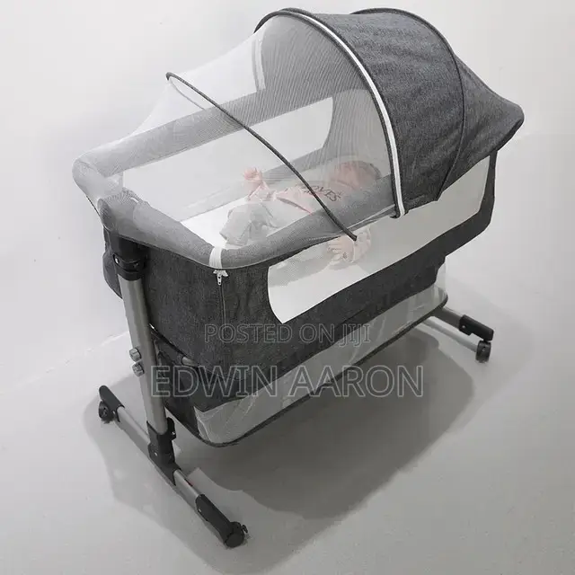 Modern Adjustable Height Baby Crib With Net