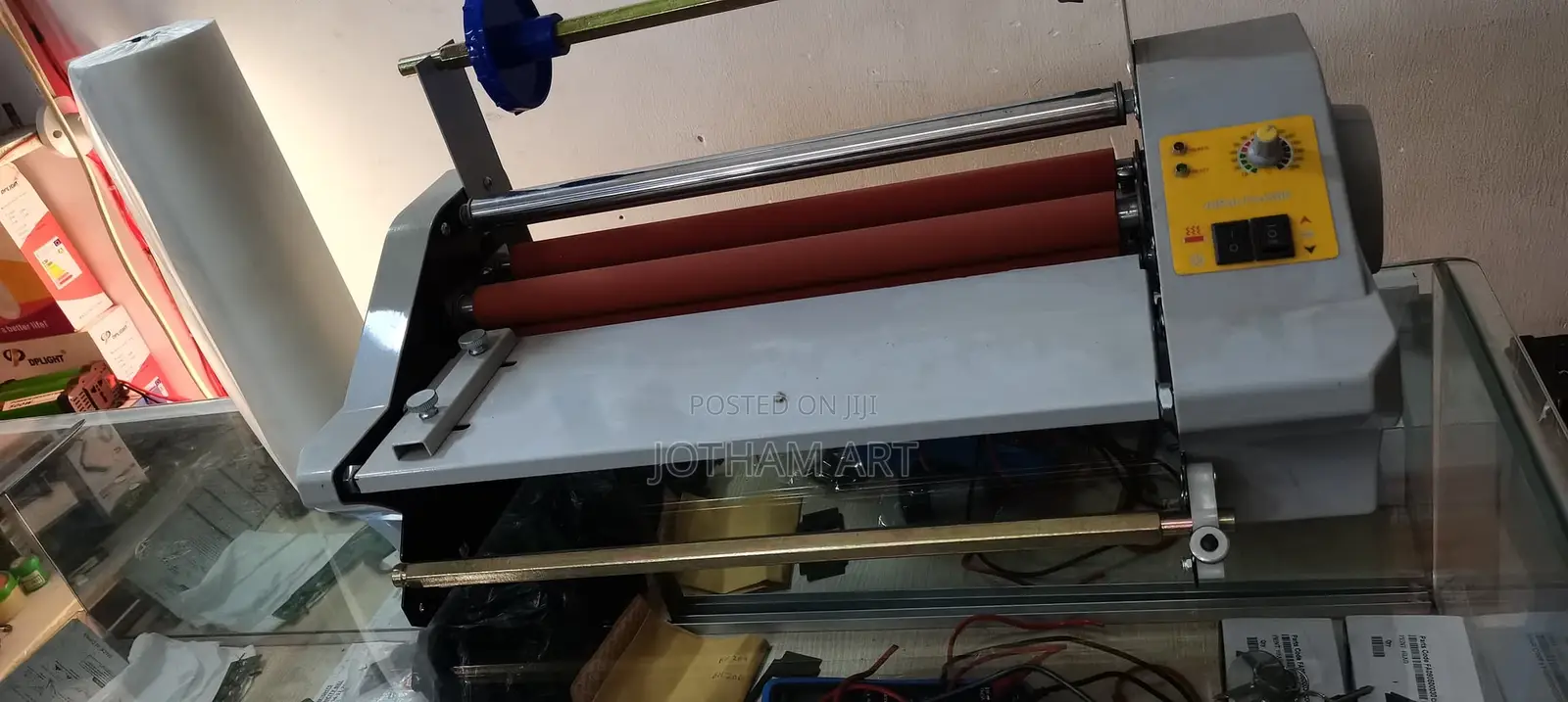 Laminator Machine.