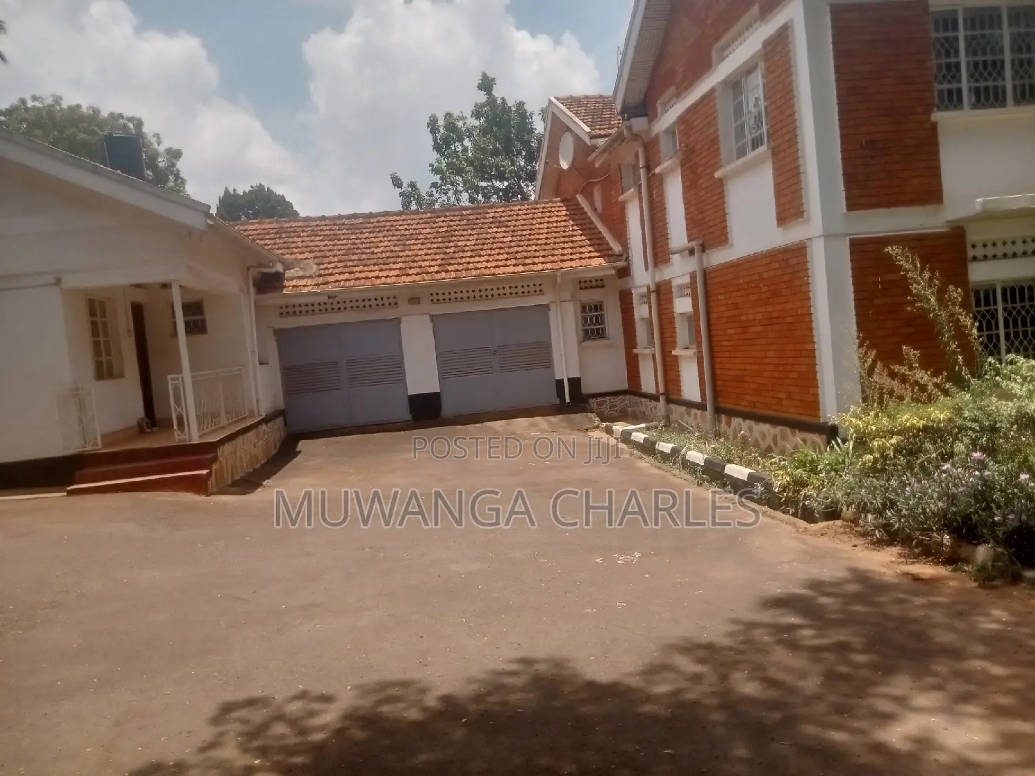 5bdrm Duplex in Fs Properties Ltd, Central Division for sale