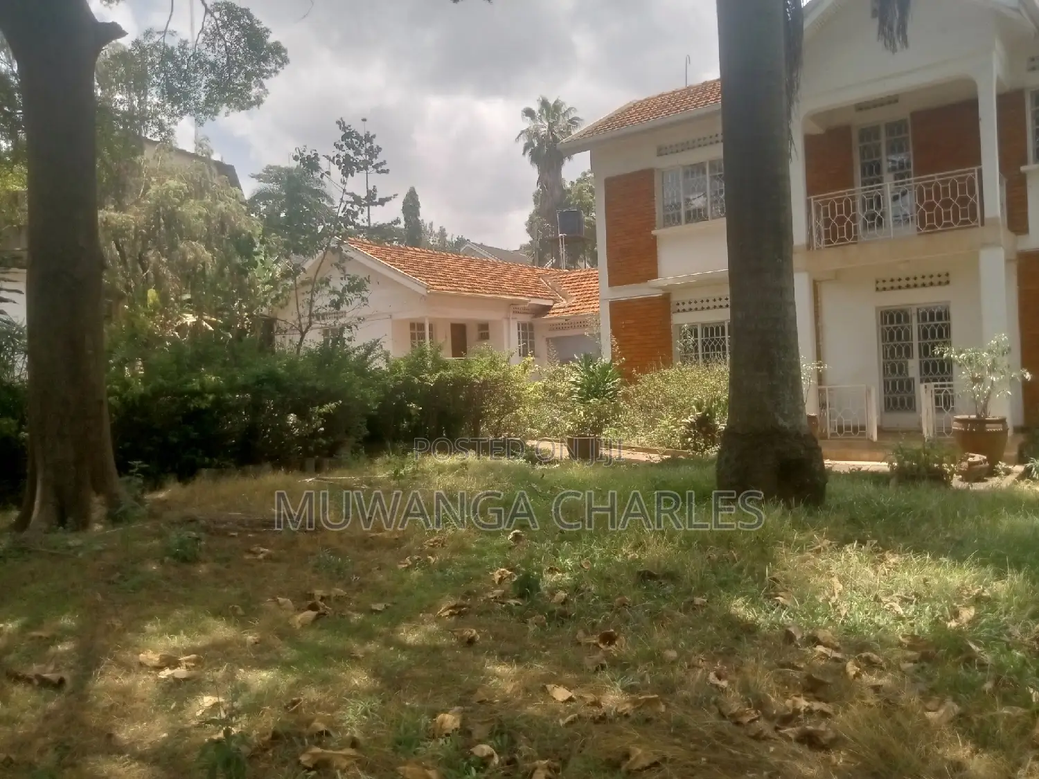 5bdrm Duplex in Fs Properties Ltd, Central Division for sale
