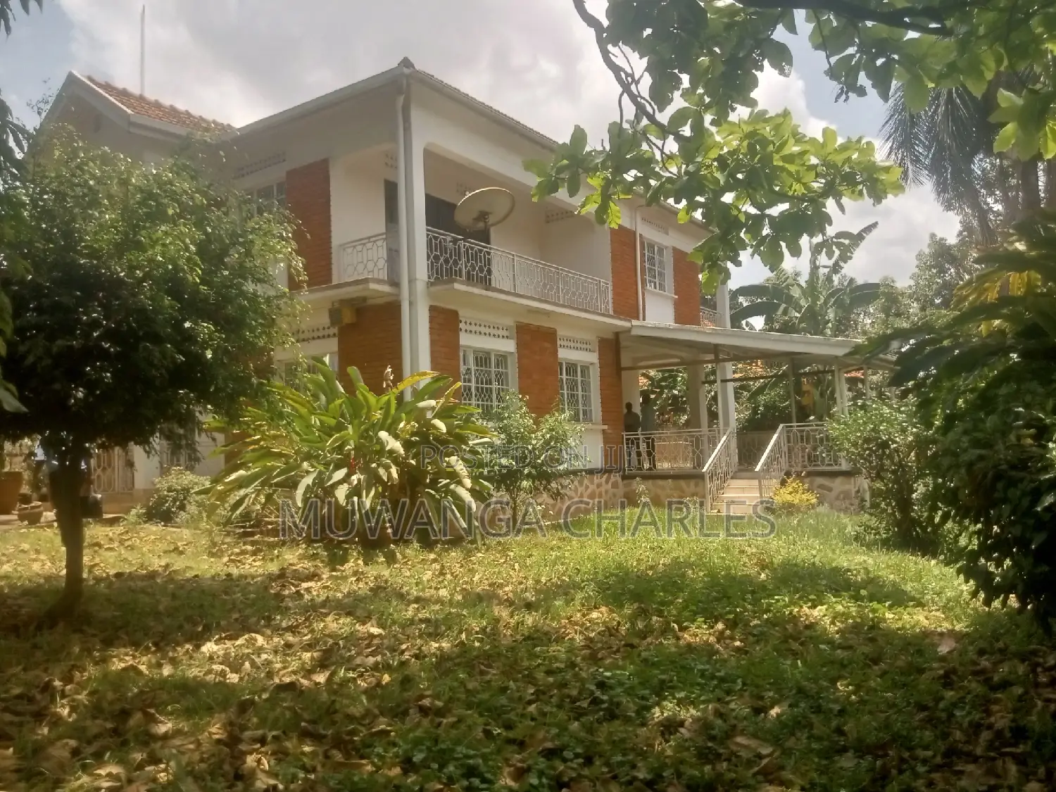 5bdrm Duplex in Fs Properties Ltd, Central Division for sale