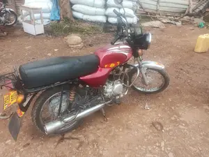 Bajaj Boxer 2016 Red