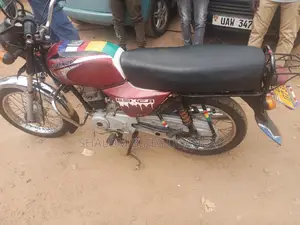 Bajaj Boxer 100 2016 Red