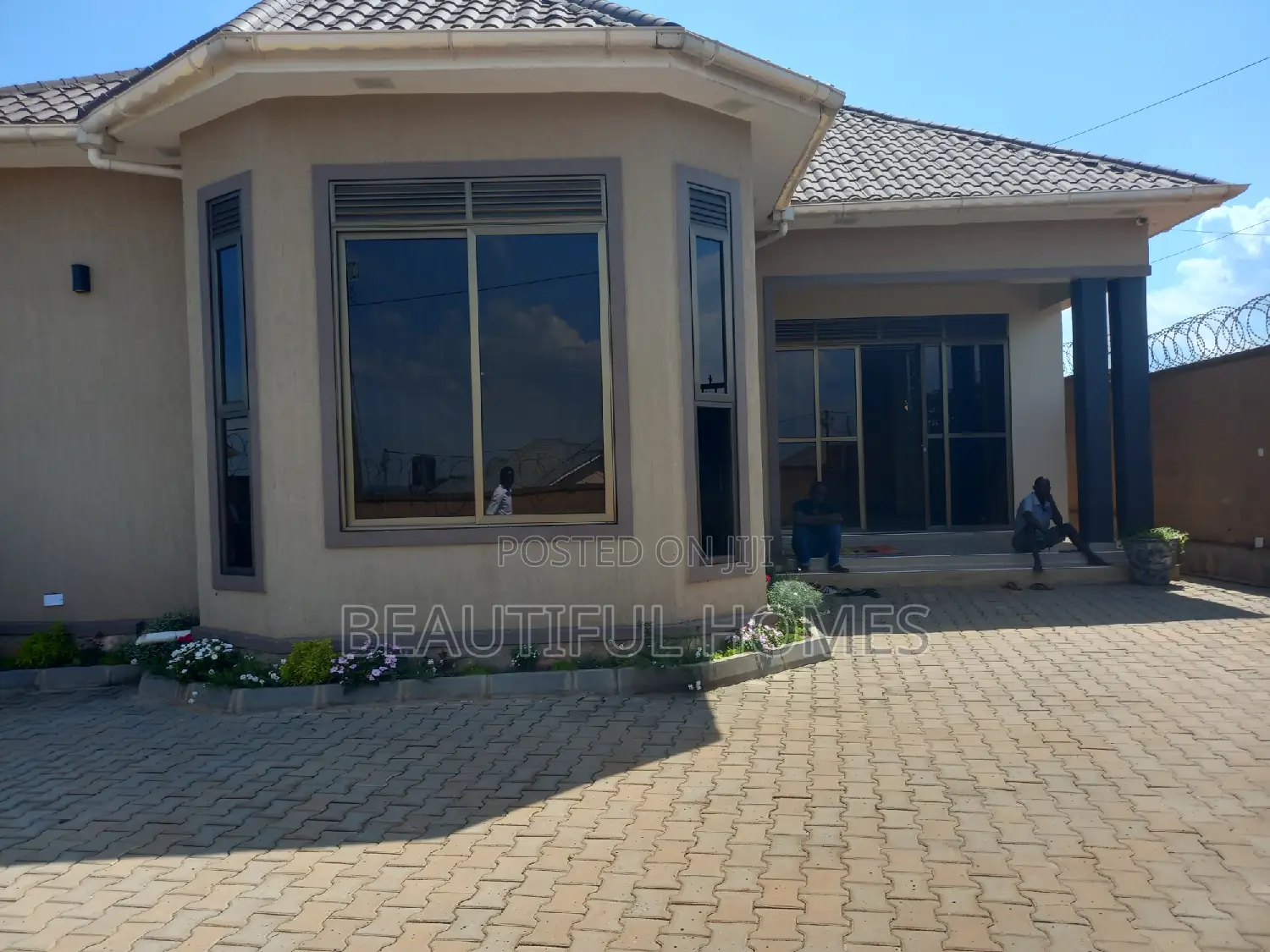 Furnished 3bdrm Bungalow in Nakwero, Kira for sale